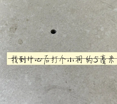 宜宾市瓷砖空鼓维修公司专业解答在瓷砖铺贴过程中，如果砂料搅拌不均匀，将会带来以下问题